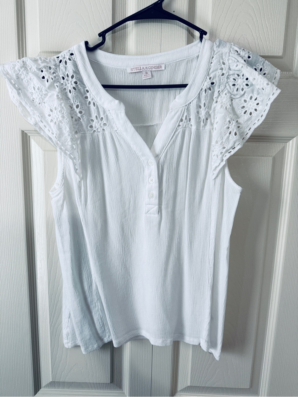 Stella and Ginger Woman’s blouse top XL